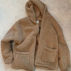 Emma chamberlain poopy/teddy jacket